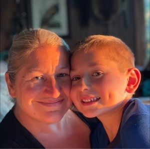 Meet your Posher, Kelley